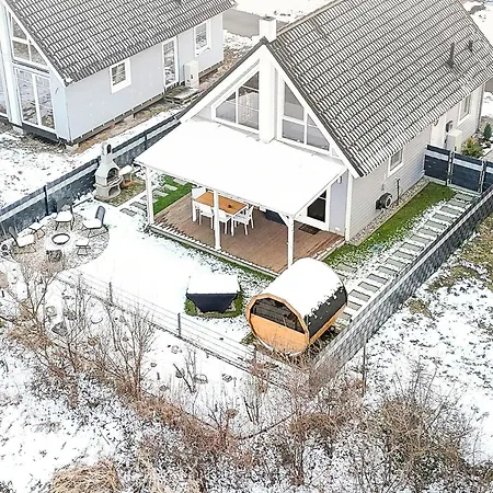 Design Retreat With Sauna Near Berlin